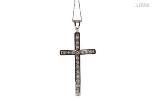 A DIAMOND CROSS PENDANT