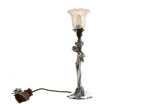 AN ART NOUVEAU SILVER PLATED FIGURAL TABLE LAMP