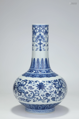 A BLUE AND WHITE BOTTLE VASE.MARK OF QIANLONG