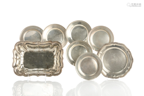 EIGHT ASSORTED SILVER DISHES, 1,117g
