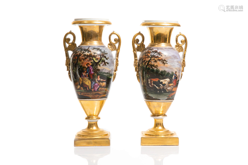 PAIR OF 19TH C FRENCH PARIS PORCELAIN URNS