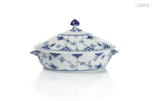 ROYAL COPENHAGEN BLUE HALF LACE VEGETABLE TUREEN