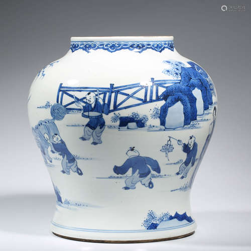 A Blue and White Figure Pattern Porcelain Jar