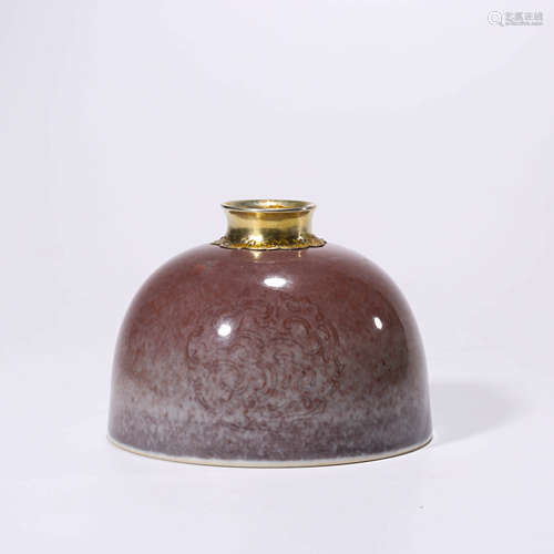 A Photochromic Glaze Porcelain Beehive Waterpot