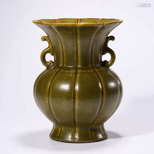 A Tea-dust-glazed Melon-formed Vase