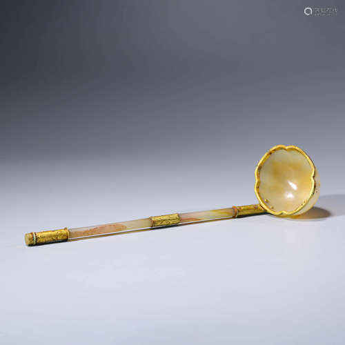 A Gilt Jade Spoon