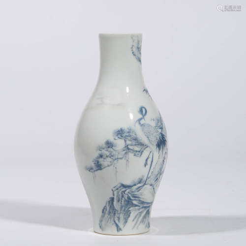 A Blue and White Light Tracing  Birds Olive-shaped Porcelain...