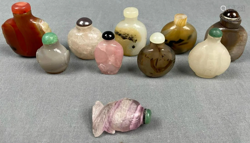 10 snuff bottles. Probably China antique.