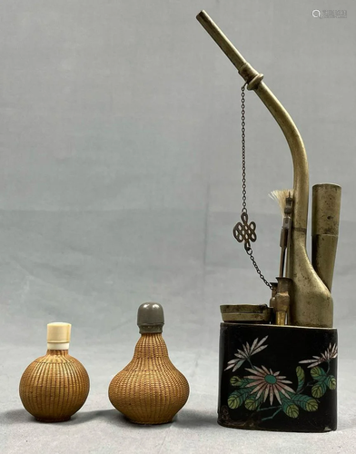 Opium pipe with two containers. Probably China antique.