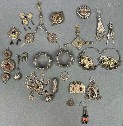 Jewelry collection. Partly silver and stones.