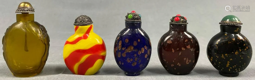 5 fine snuff bottles. Probably china antique.