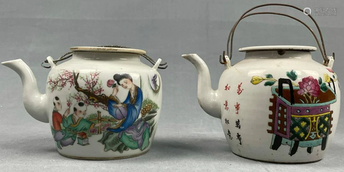 2 porcelain teapots. Probably China antique.