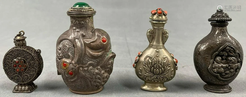 4 snuff bottles. Probably Tibet, China antique.