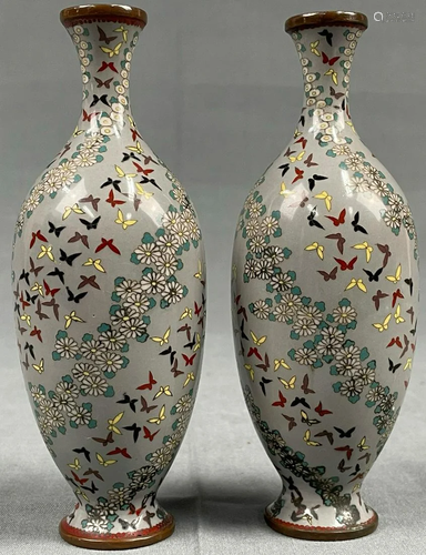 2 cloisonné vases. Gray-ground with birds.