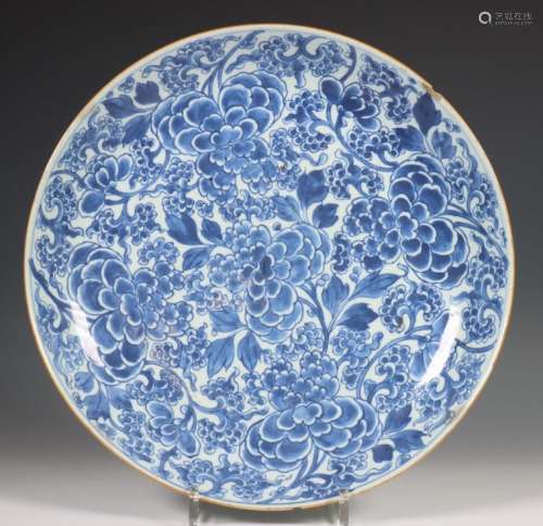 China, blauw-wit porseleinen schotel, 18e eeuw,