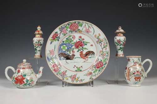 China, een collectie famille rose porselein, Qianlong,