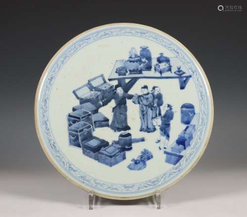 China, een blauw-wit porseleinen ronde plaquette, 19e eeuw,