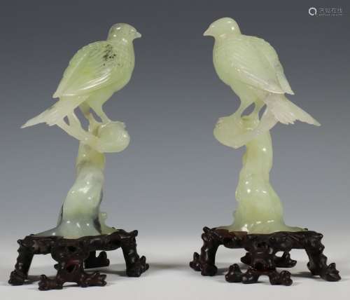 China, een paar jade vogels, 20e eeuw,