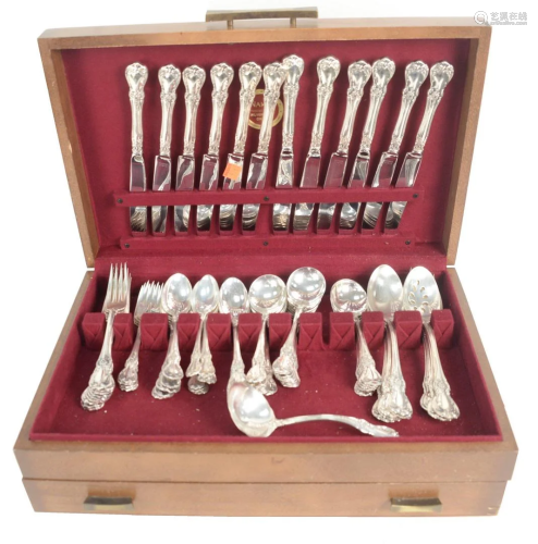 Towle Old Master Sterling Silver Flatware Set having