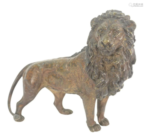 Bergman Geschutzt Bronze Lion, cold painted standing