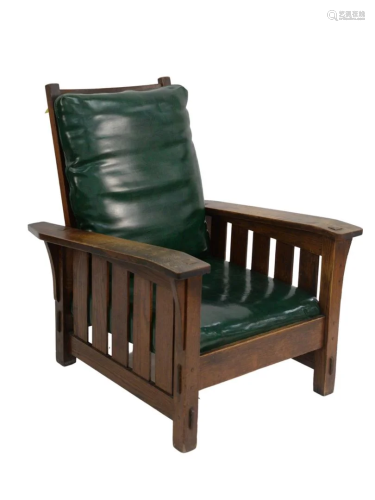 Gustav Stickley Oak Morris Chair, having bent or drop