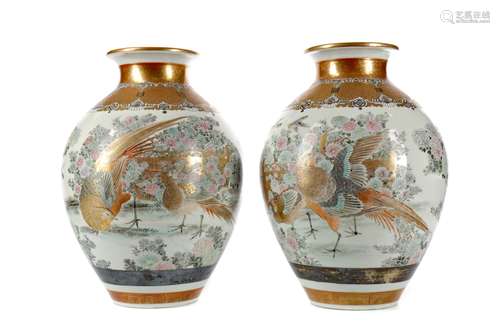 A PAIR OF JAPANESE SATSUMA VASES