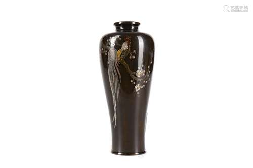 A JAPANESE BRONZE VASE