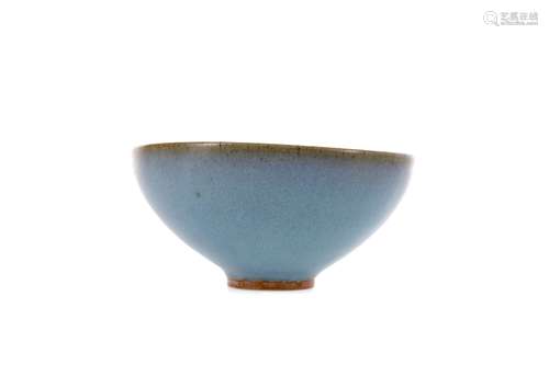 A CHINESE JUN-STYLE GLAZED BOWL