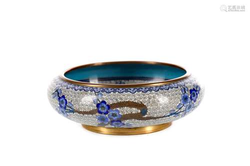 A 20TH CENTURY CHINESE CLOISONNE ENAMEL CIRCULAR BOWL