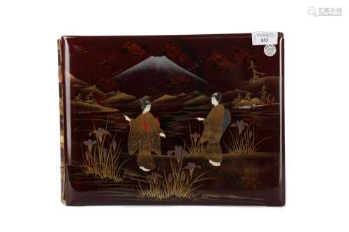 AN EARLY 20TH CENTURY JAPANESE LACQUERED PHOTOGRAPH ALBUM