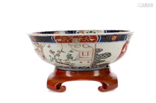 A 19TH CENTURY JAPANESE IMARI BOWL AND OTHER ITEMS