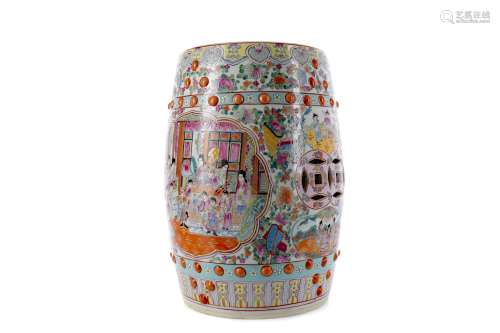 AN EARLY 20TH CENTURY CHINESE CERAMIC POLYCHROME BARREL SHAP...
