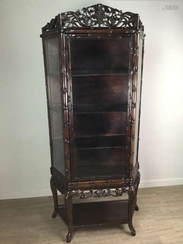 A CHINESE DISPLAY CABINET