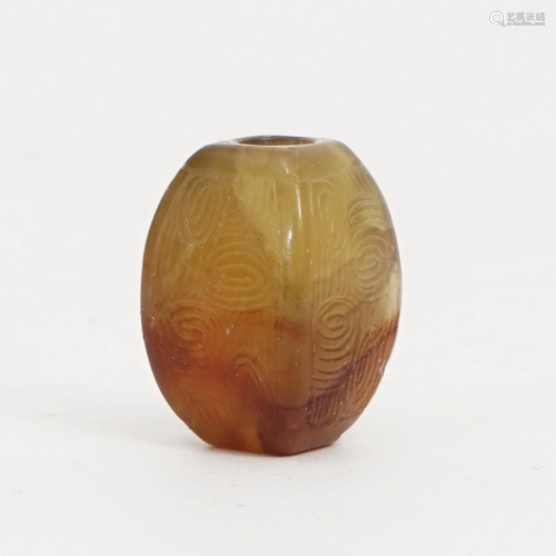 AN AGATE BEAD