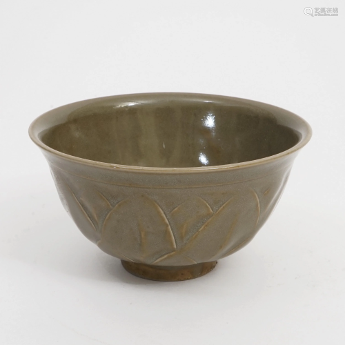 A YAOZHOU KILN CARVED FLOWER BOWL