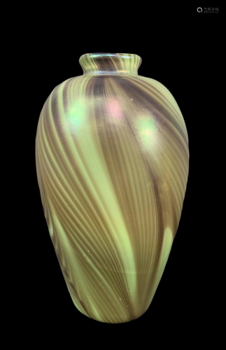 Art Glass Swirl Vase Signed Jim Norton, 92