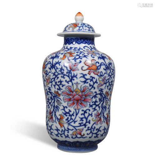 Qing Dynasty Qianlong blue and white lotus covered pot