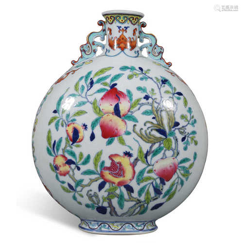 Qing Dynasty Qianlong doucai peach shaped flat bottle