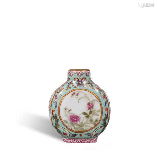 Qing Dynasty Qianlong powder wipe snuff bottle