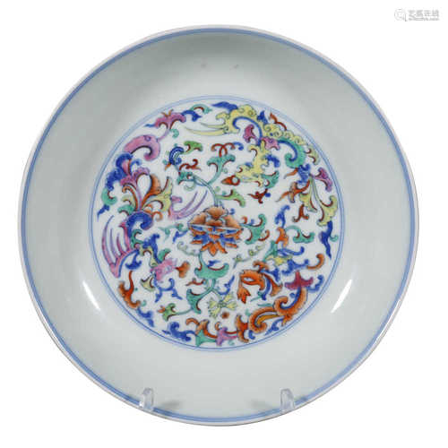 Qing Dynasty Qianlong pastel lotus pattern plate