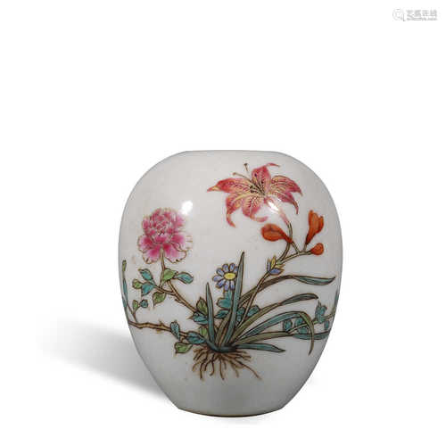 Qing Dynasty Yongzheng pink flower pattern egg shaped pot