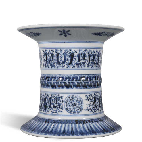 The Ming Dynasty blue and white flowers have no stop