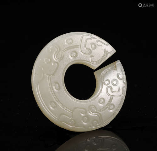 Shang Dynasty - Dragon Pattern Jade Semicircle