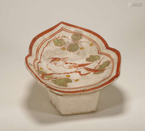 Yuan Dynasty - Red and Green Pillow