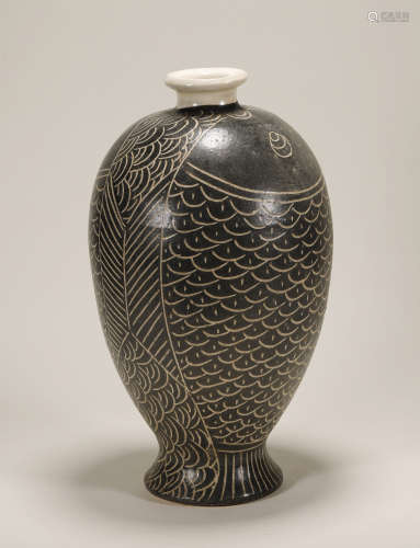 Song Dynasty - Cizhou Ware Fish Pattern Vase