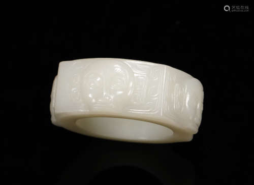 Shang Dynasty - Figure Face Pattern Jade Ring