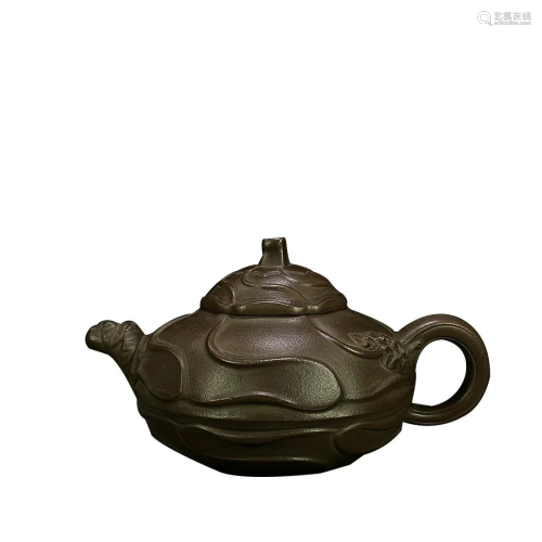 TEAPOT WITH 'FENG GUI LIN' INSCRIBED