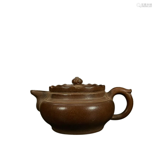 TEAPOT WITH 'CHENG YUN CONG' INSCRIBED