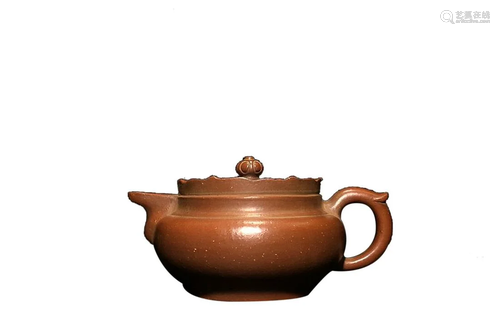 TEAPOT WITH 'CHENG YUN CONG' INSCRIBED