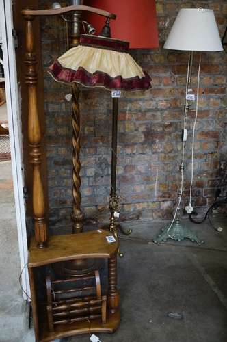 HOUTEN STAANDE LAMP